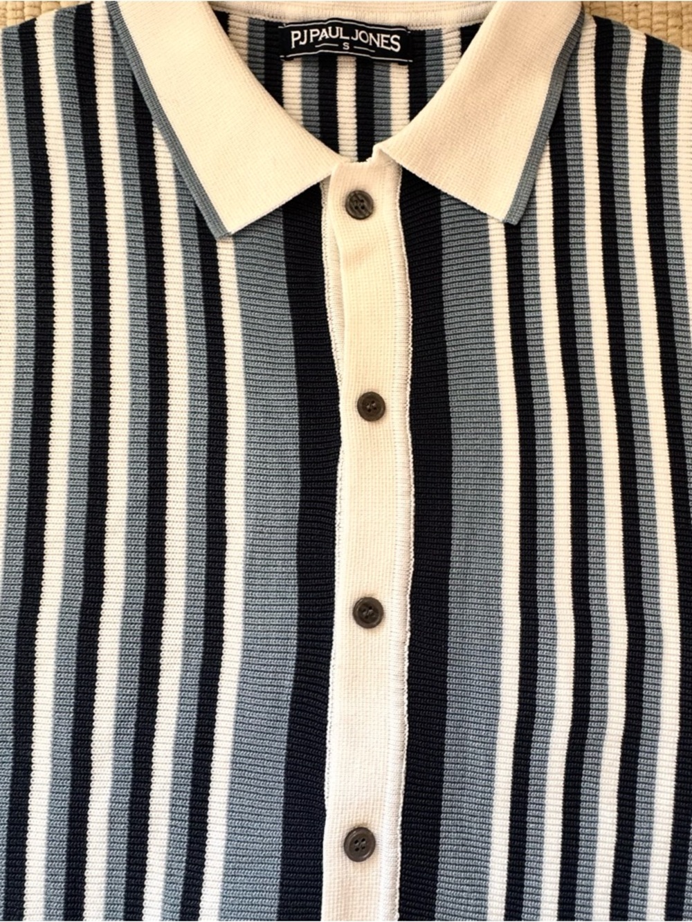 Striped Knit Polo Shirt Blue White Button Front Short Sleeve Men’s Small - Picture 8 of 11
